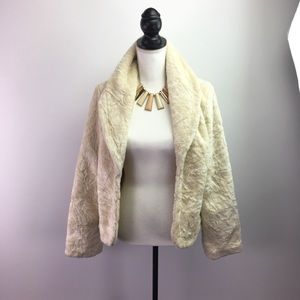 ⭐️ Vintage Faux Fur Jacket size Med EUC